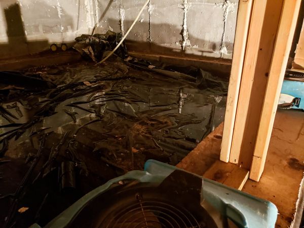 Crawlspace Water Cleanup in Reston